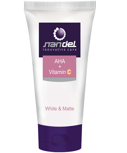 کرم روشن کننده AHA و ویتامین C ناندل کرم روشن کننده AHA و ویتامین C ناندل
